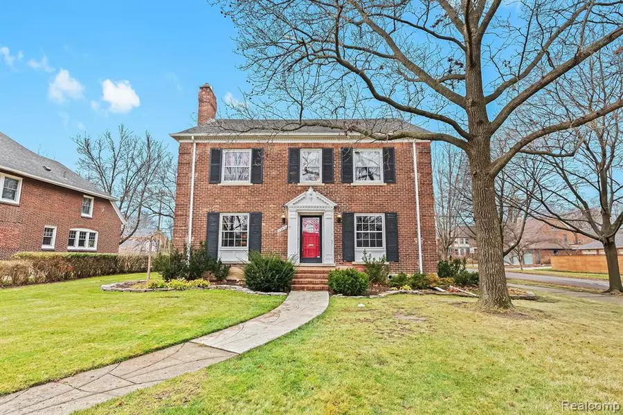 1385 DEVONSHIRE Road, Grosse Pointe Park, MI 48230