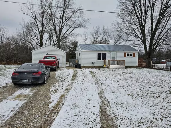 3229 E WILLARD Road, Clio, MI 48420