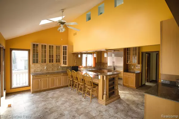 Pinckney, MI 48169,10773 FRANKFORT