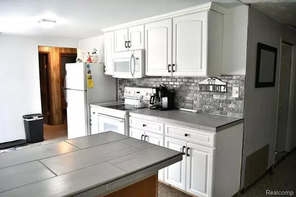 Prudenville, MI 48651,132 STRATFORD Drive