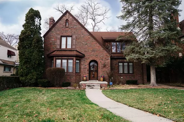14661 GRANDMONT Avenue, Detroit, MI 48227