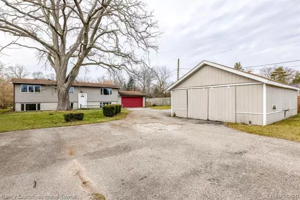 4435 FAIRWAY Drive, Fort Gratiot, MI 48059