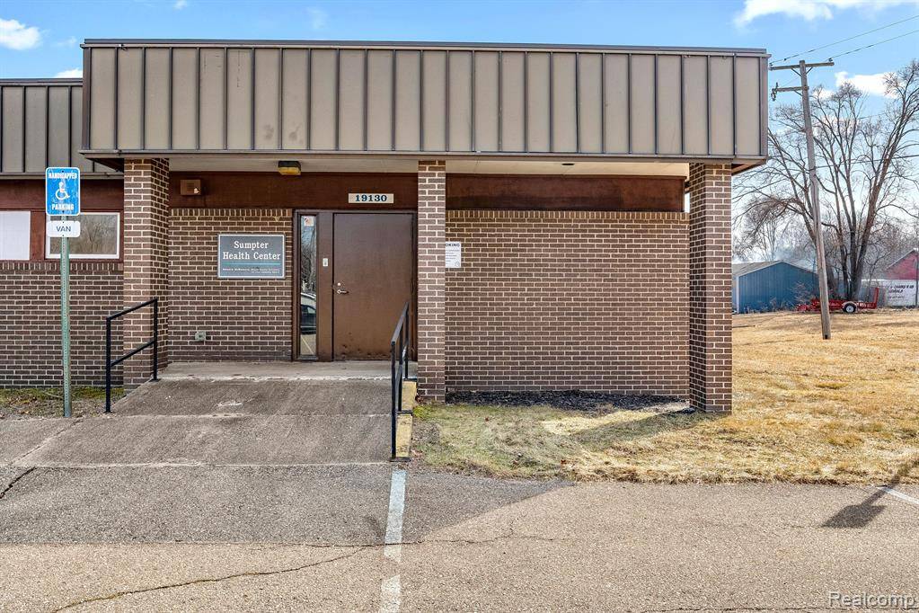 Belleville, MI 48111,19130 SUMPTER Road