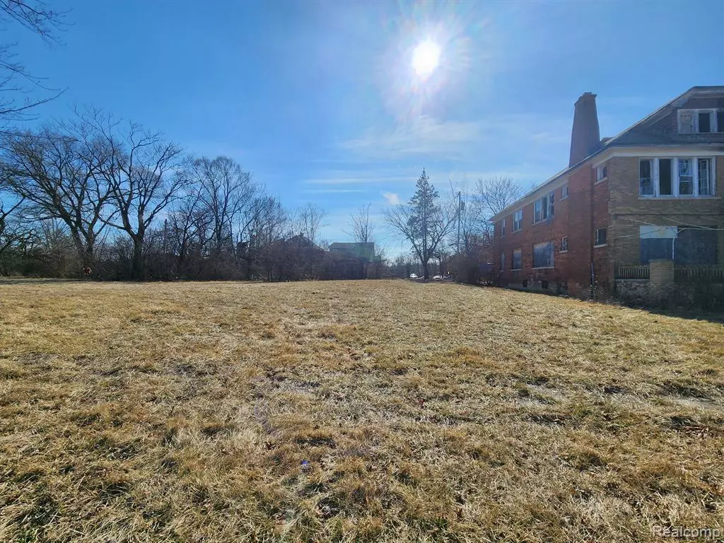 Highland Park, MI 48203,623 W BRENTWOOD Street