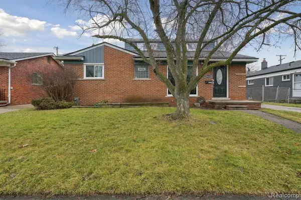29616 SPOON Avenue, Madison Heights, MI 48071