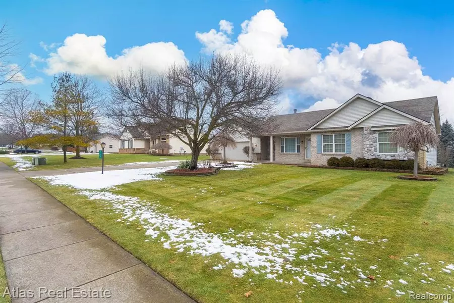 11251 CATHY Drive, Goodrich Vlg, MI