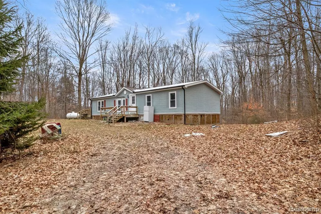 Clifford, MI 48727,5323 ENGLISH Road