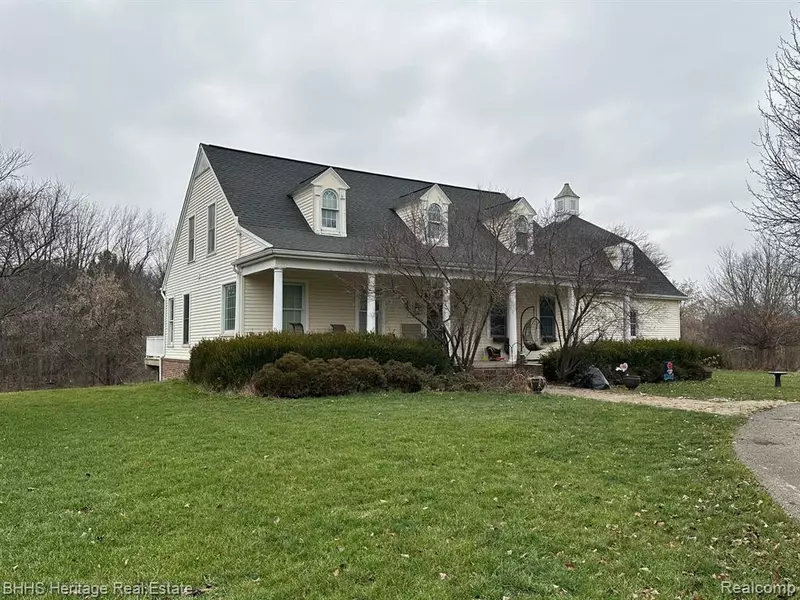 7057 GRANGER Drive, Howell, MI 48855