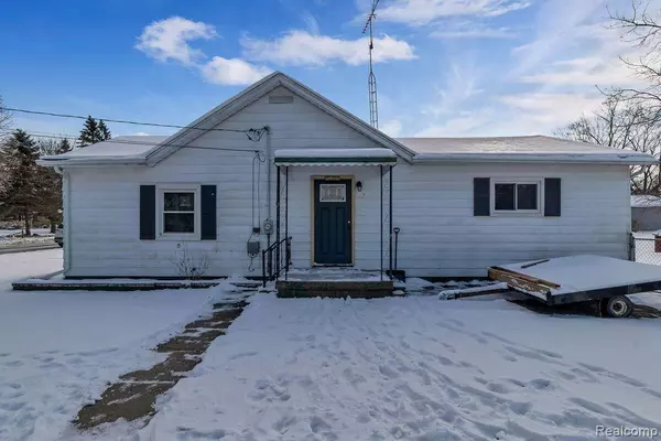 Owosso, MI 48867,914 STATE Street