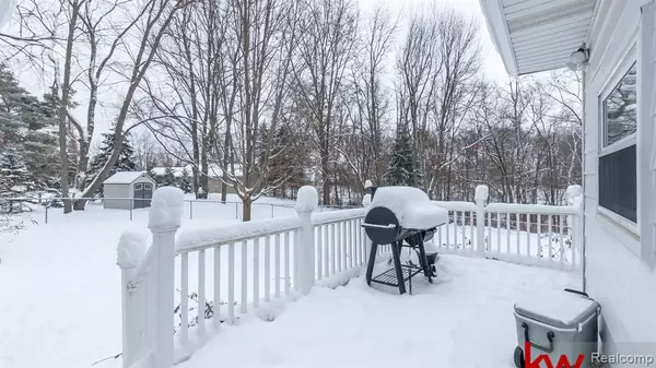 Ortonville, MI 48462,165 RED MAPLE Trail