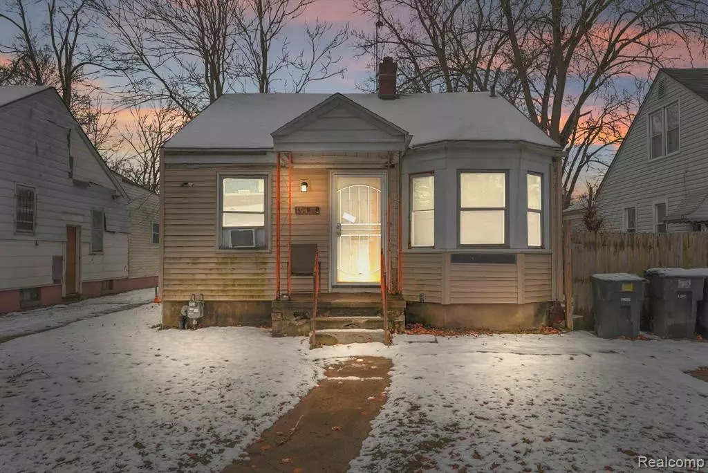 Detroit, MI 48219,19435 ROSEMONT Avenue