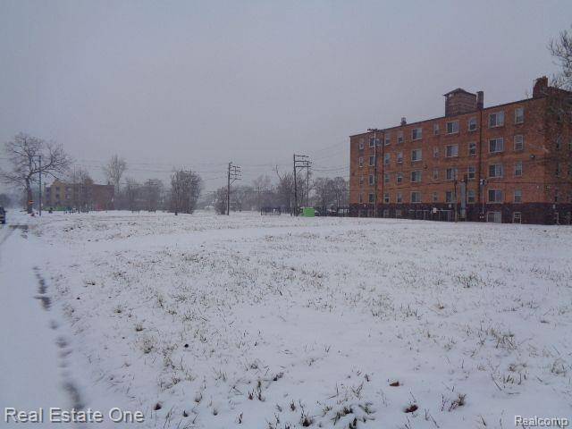Detroit, MI 48206,2736 ROCHESTER Street