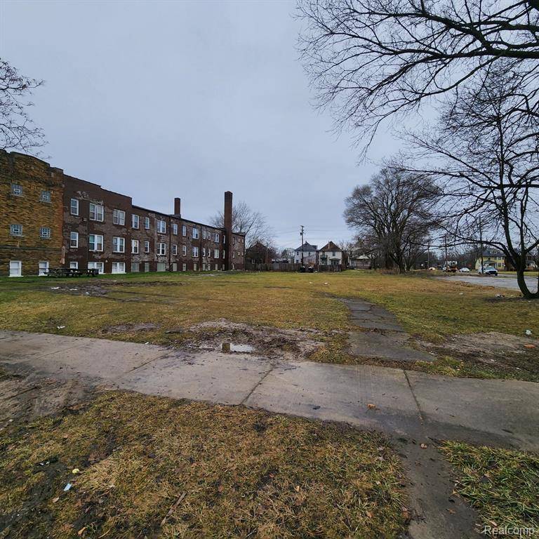 Detroit, MI 48208,1809 W GRAND Boulevard