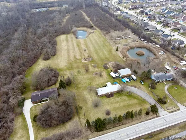 Rockwood, MI,15853 WOODRUFF Land Road