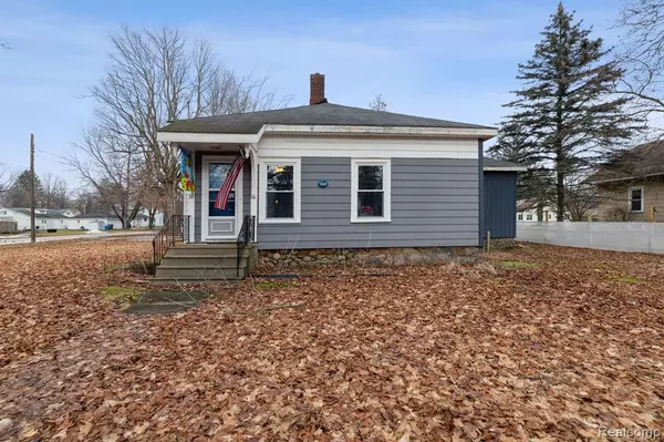 Lawrence, MI 49064,203 BAKER Street