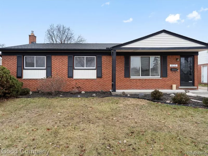 833 TANGLEWOOD Drive, Madison Heights, MI 48071