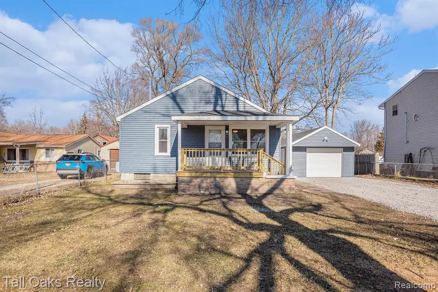 3429 CRAMER Road, Bay City, MI 48706