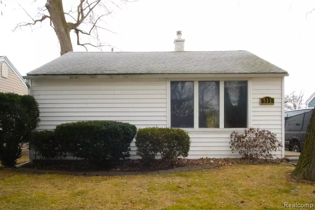 Madison Heights, MI 48071,511 E KALAMA Avenue