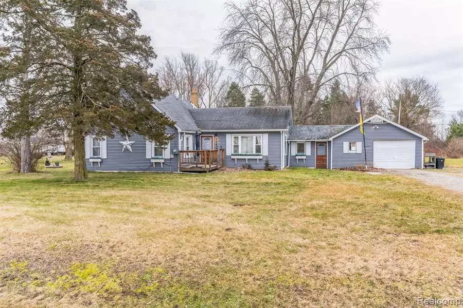 3385 W LAKE Road, Clio, MI 48420