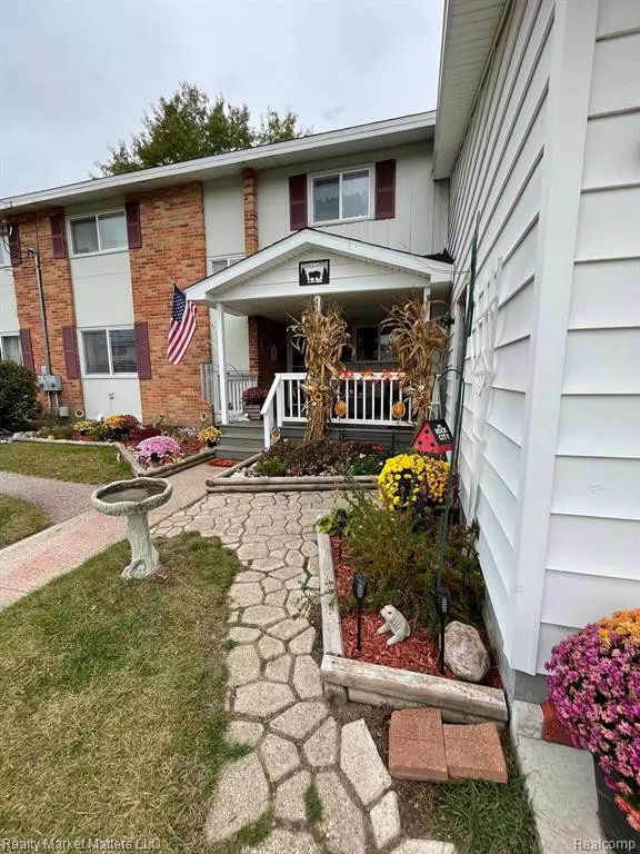 Oscoda, MI 48750,9705 B 7TH Street
