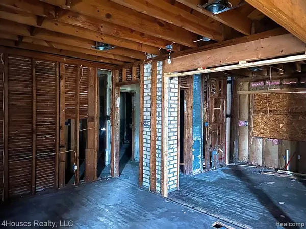 Detroit, MI 48224,4640 BALFOUR Road