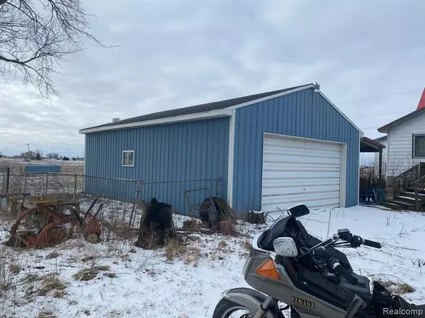 Marlette, MI 48453,3079 MAPLE VALLEY Road