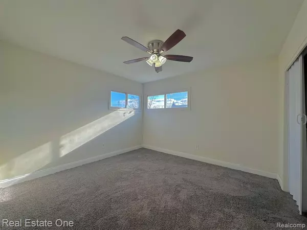 Inkster, MI 48141,29916 BROOKLANE Street