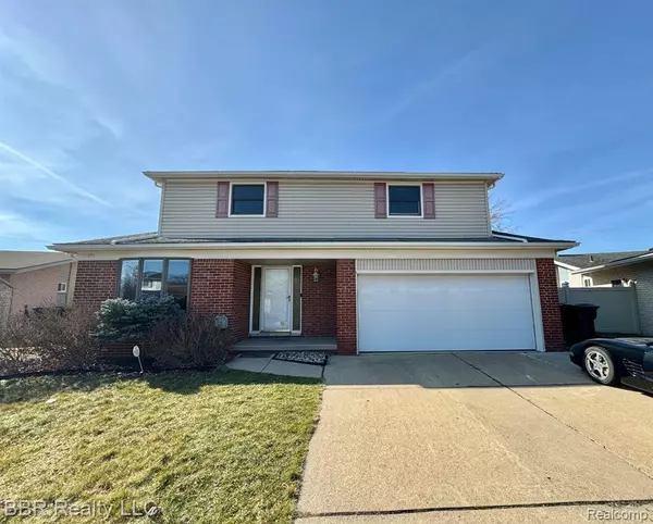 4734 HILLCREST Road, Trenton, MI 48183