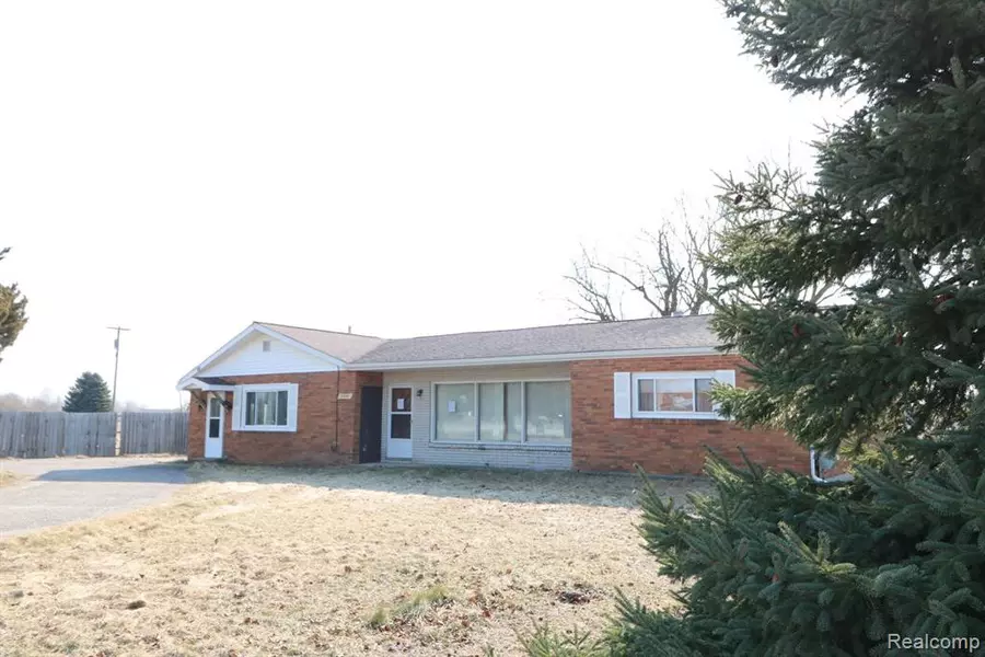 1165 S VAN DYKE Road, Bad Axe, MI 48413