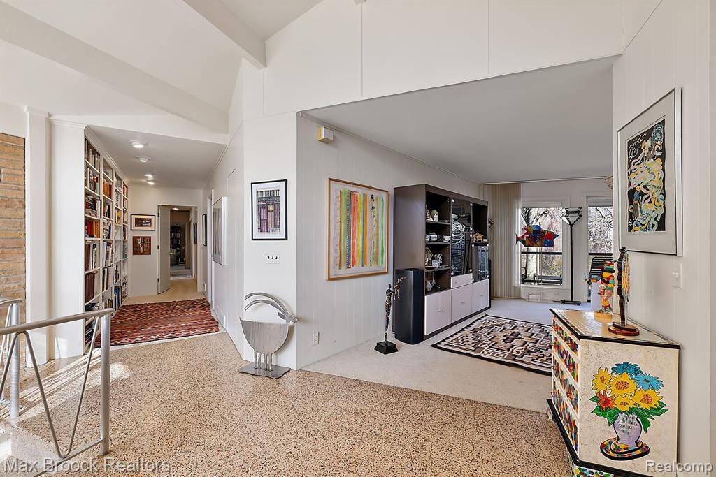 Bloomfield Hills, MI 48304,596 Rudgate Road