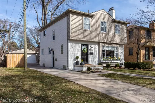 Huntington Woods, MI,13354 SHERWOOD Drive