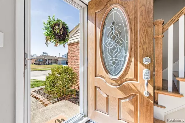 Madison Heights, MI 48071,791 TANGLEWOOD Drive