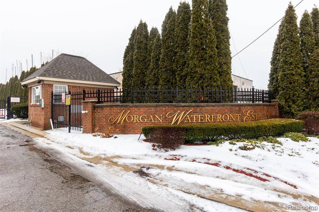 Detroit, MI 48214,200 SEA BREEZE Drive