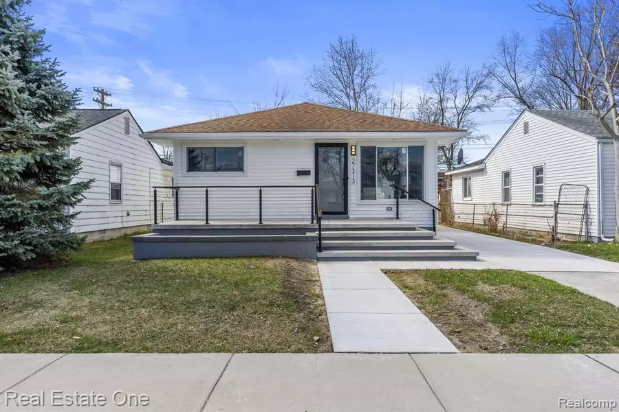 27313 BRETTONWOODS Street, Madison Heights, MI 48071