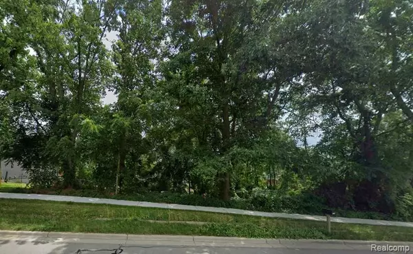 West Bloomfield, MI 48324,Lots Green Lake/Langtoft