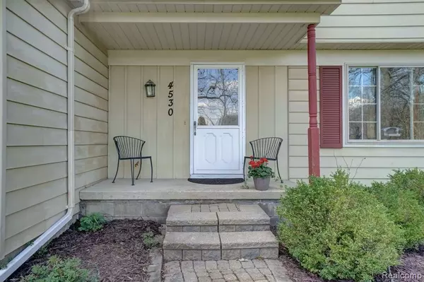 Lake Orion, MI,4530 ROHR Road