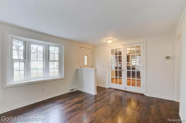 Auburn Hills, MI 48326,2272 DEXTER Road