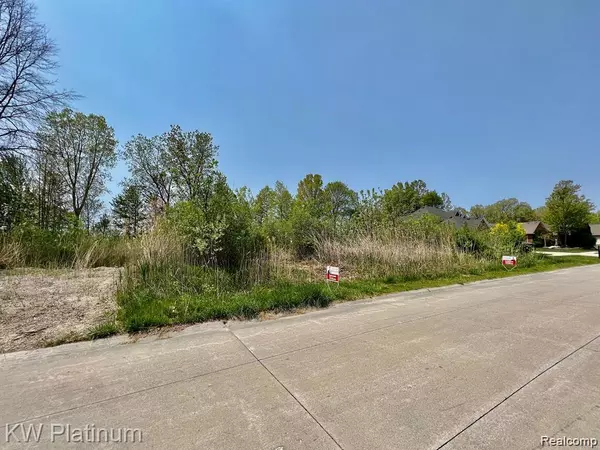 East China, MI,3416 ROUND TREE Drive