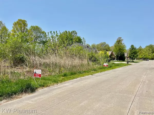 East China, MI,3416 ROUND TREE Drive