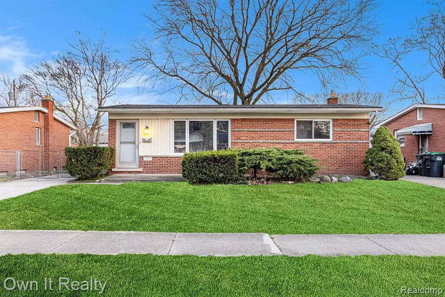 25735 CHAMPAIGN Street, Taylor, MI 48180