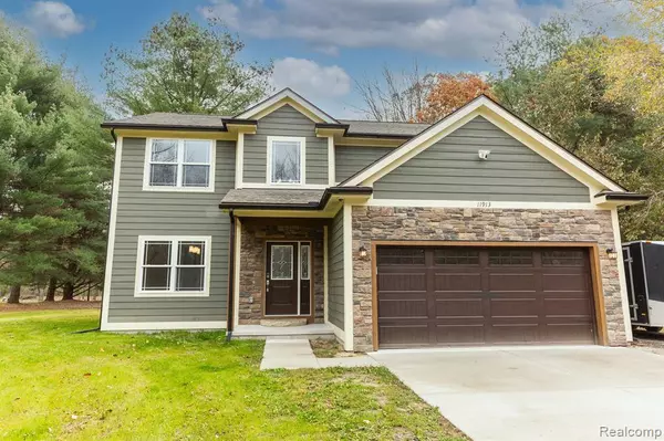 11913 TUTTLE HILL Road, Willis, MI 48191