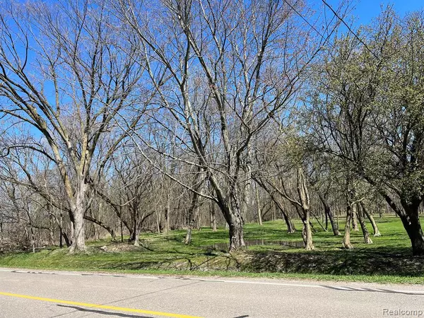 Grand Blanc, MI 48439,0 WAKEFIELD Road