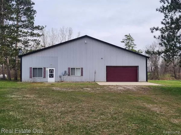 4180 MARTUS Road, North Branch, MI 48461