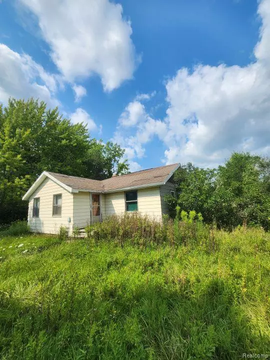 Freeland, MI 48623,4833 S SAGINAW Road