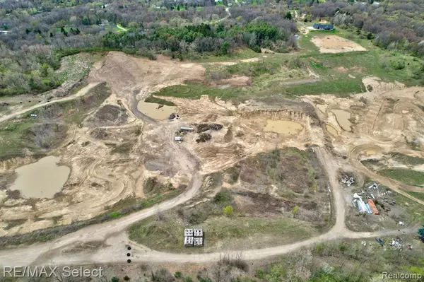 Fenton, MI 48430,0 Denton Hill Road