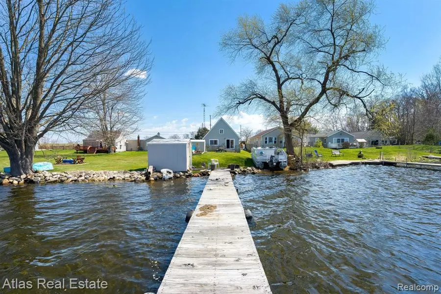 11505 KOTH Drive, Linden, MI 48451