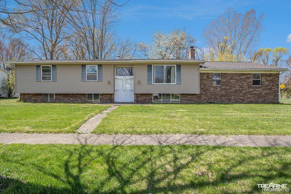 428 PRIMROSE Lane, Flushing, MI 48433