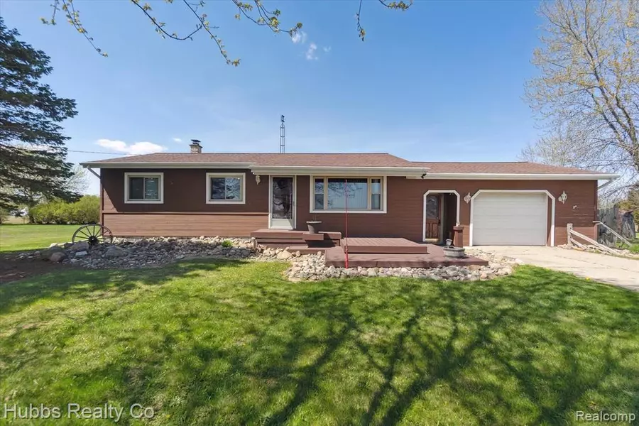 4115 N NEW LOTHROP Road, Corunna, MI 48817