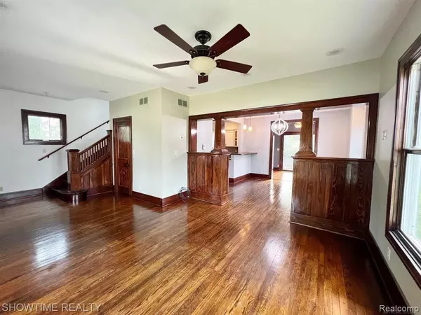 MI 48419,159 S HIGH Street