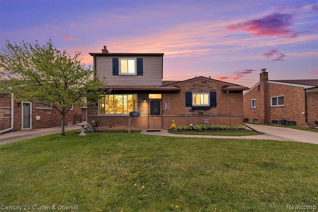 32537 JOY Road, Westland, MI